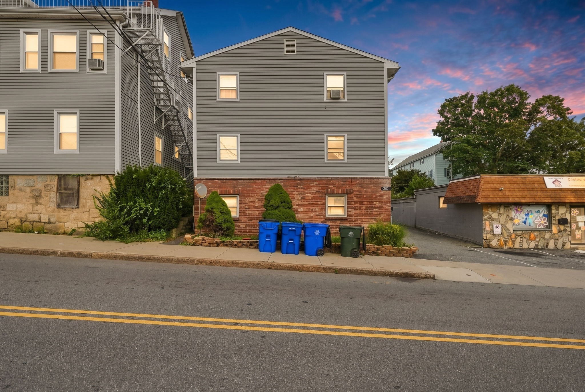 243 Robeson St # 6 Property Photo 4