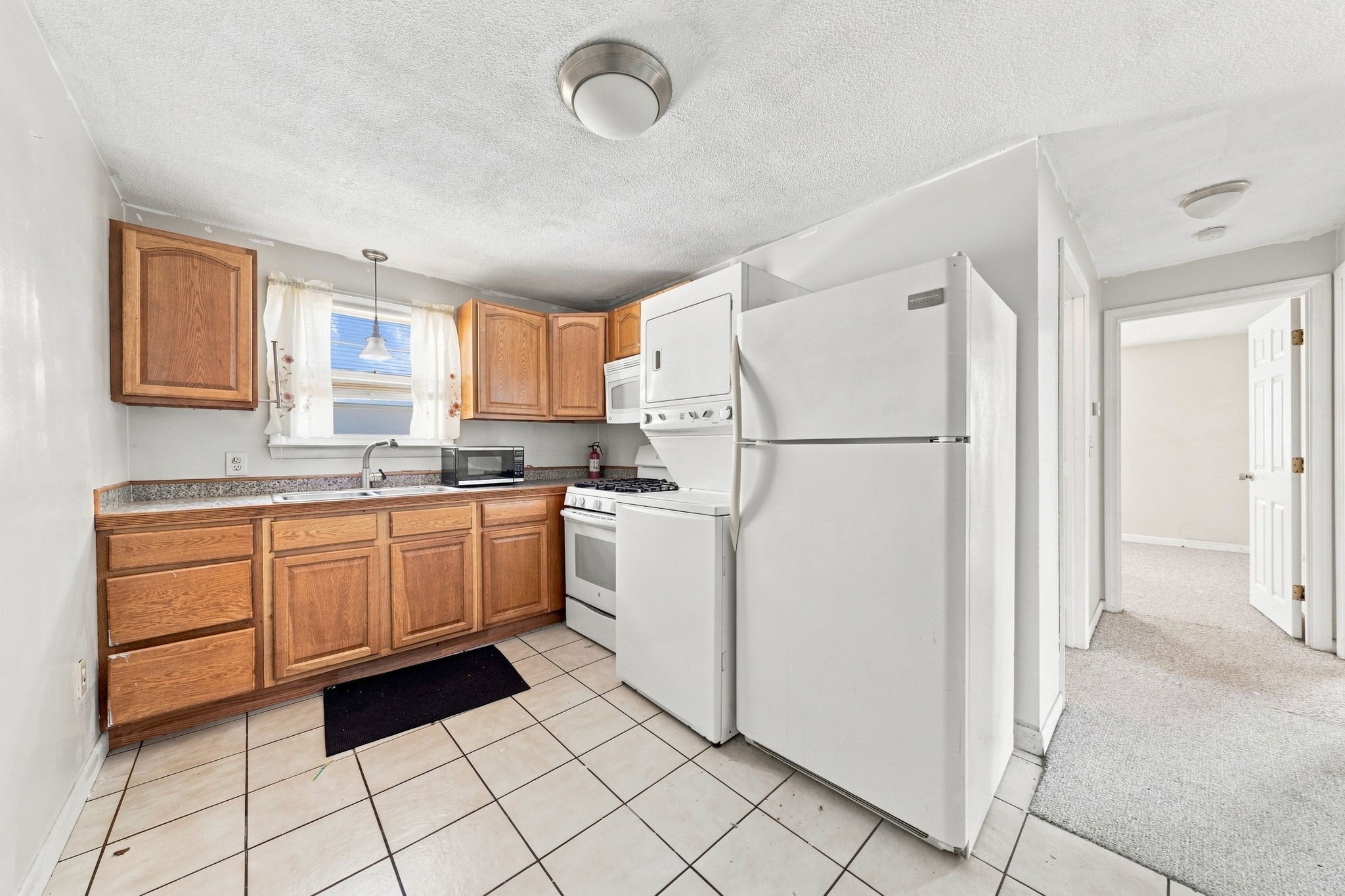 243 Robeson St # 6 Property Photo 6