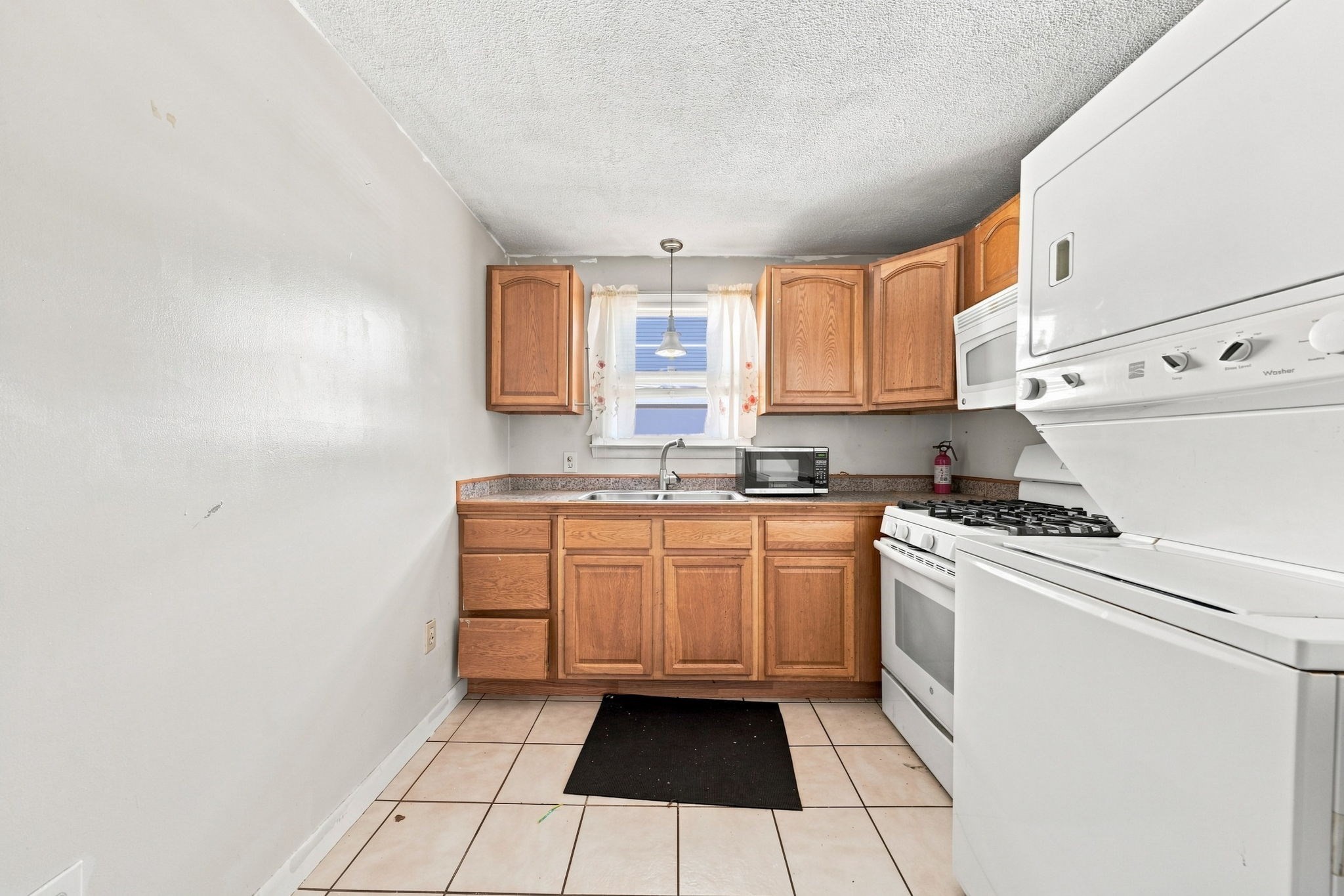 243 Robeson St # 6 Property Photo 9