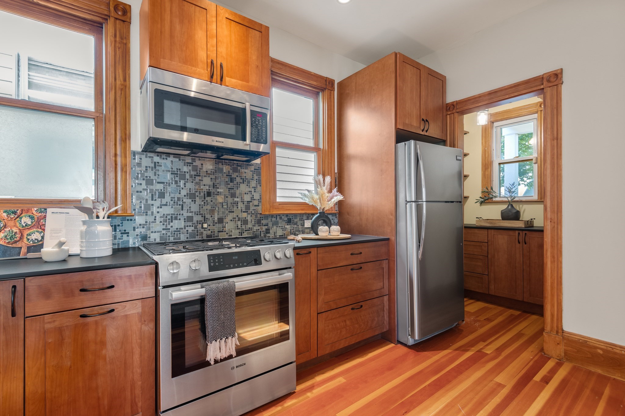 9 Varney St # 2 Property Photo 3