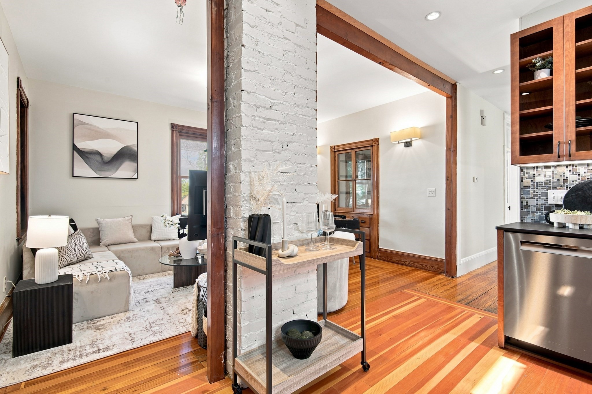 9 Varney St # 2 Property Photo 10