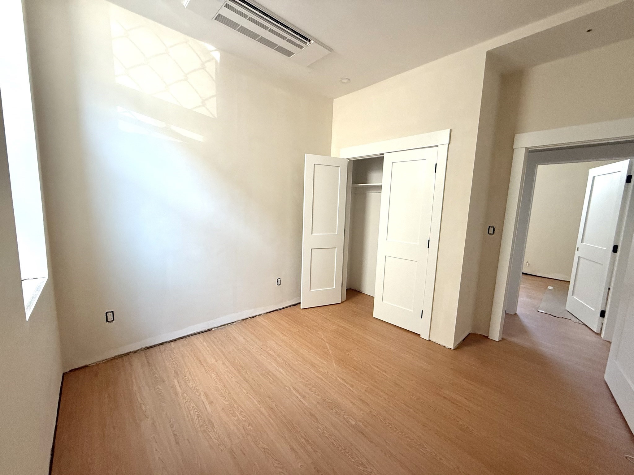 140 Summer # 1b Property Photo 9