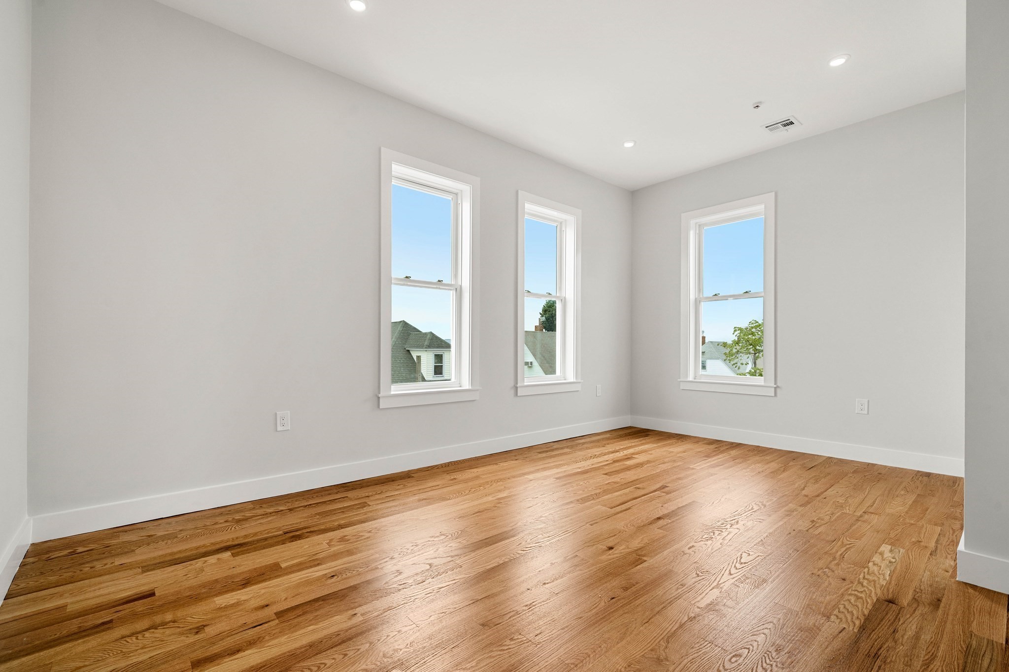 1088 Saratoga St # C Property Photo 18