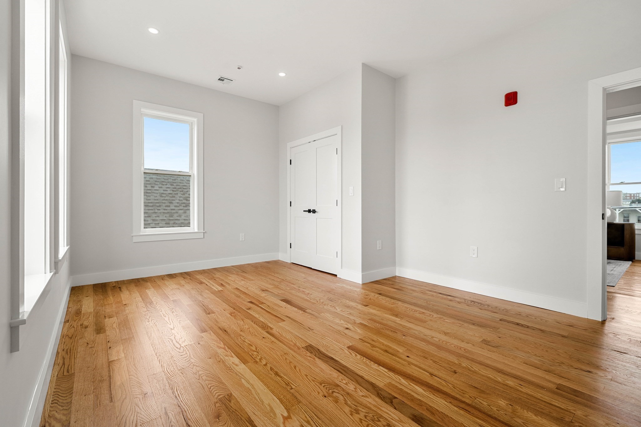 1088 Saratoga St # C Property Photo 19