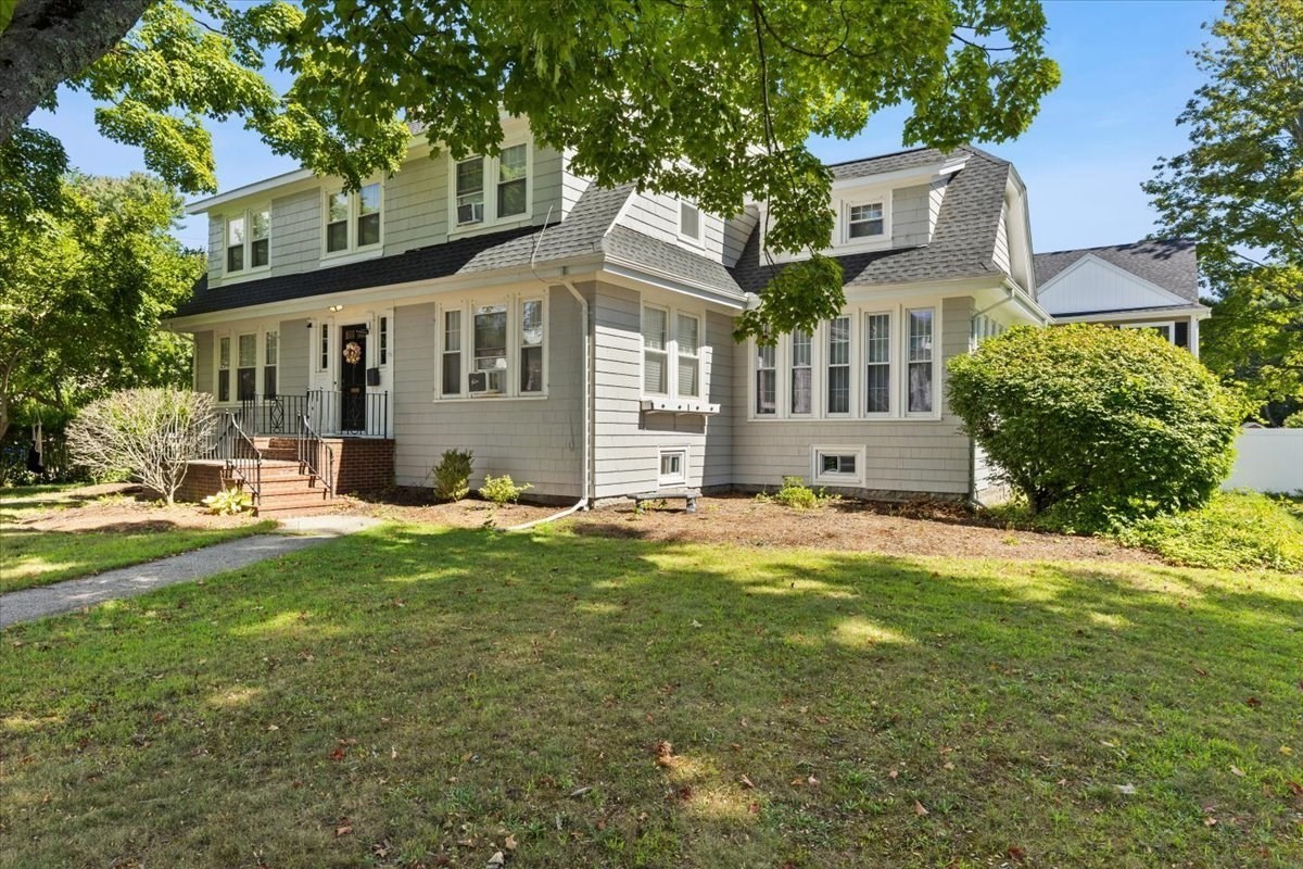 53 Ashland St Property Photo 2