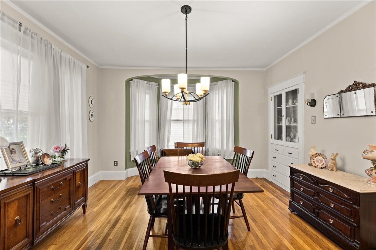 53 Ashland St Property Photo 8