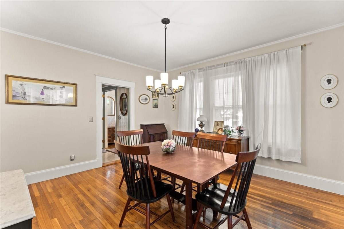 53 Ashland St Property Photo 9