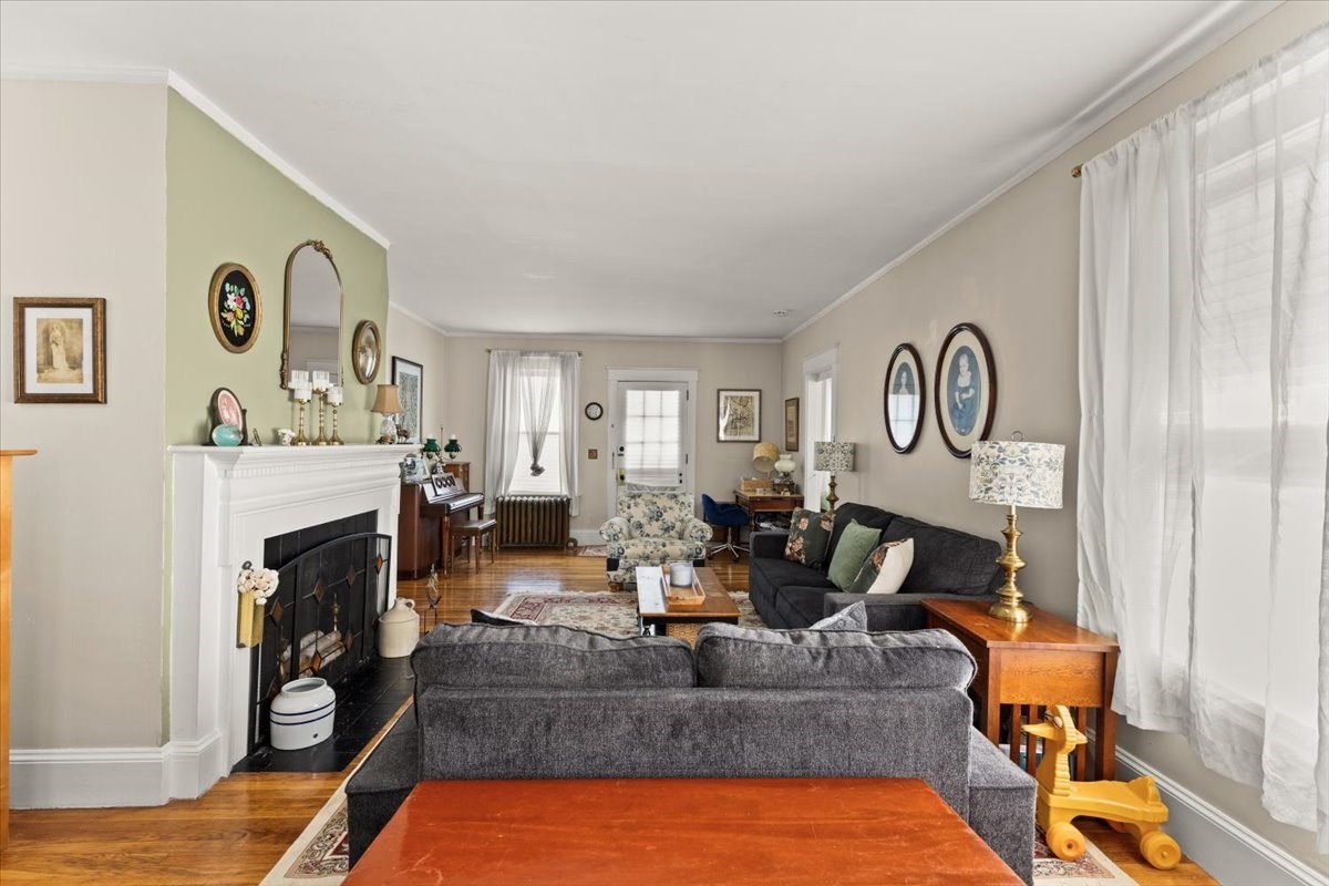 53 Ashland St Property Photo 15