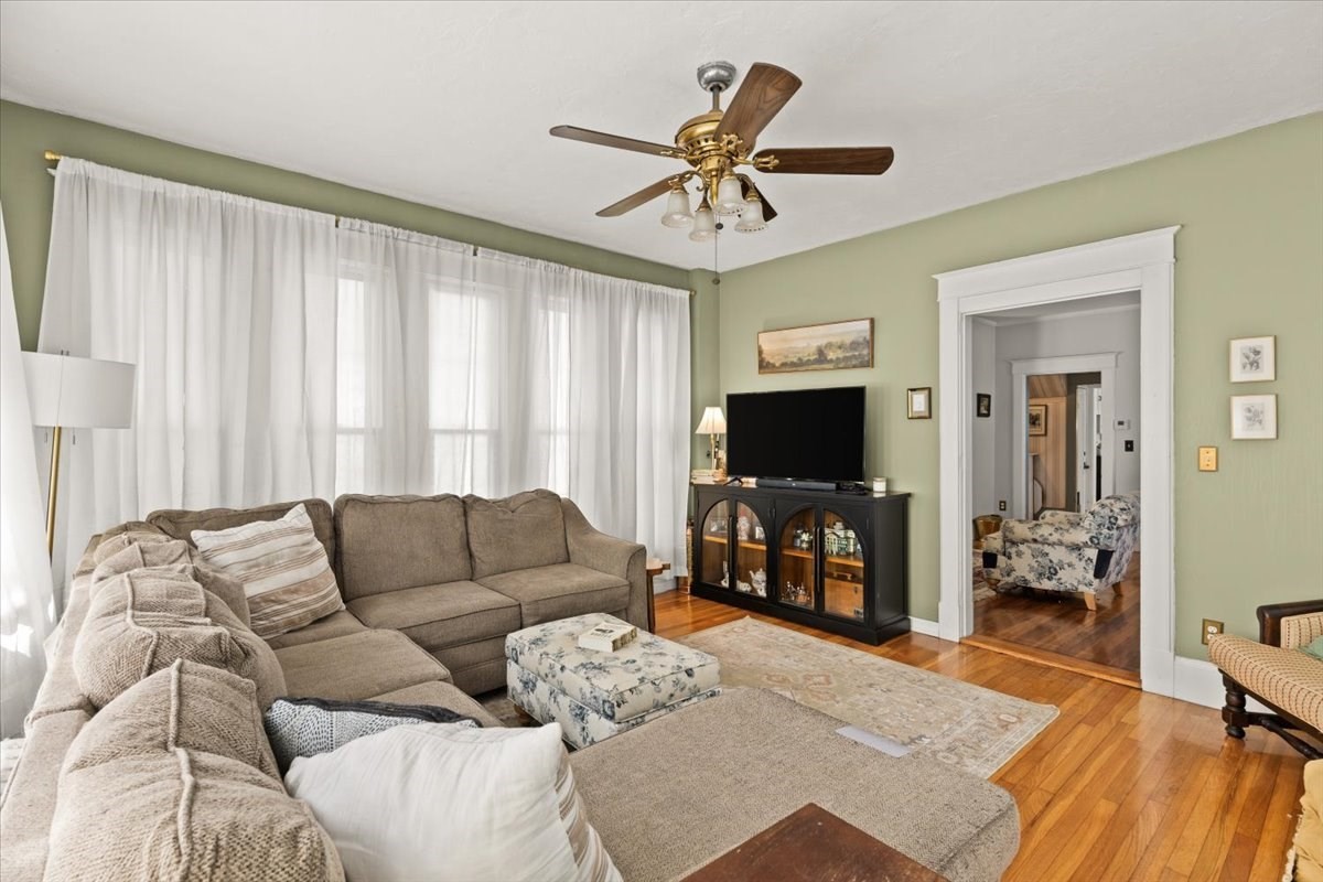 53 Ashland St Property Photo 22