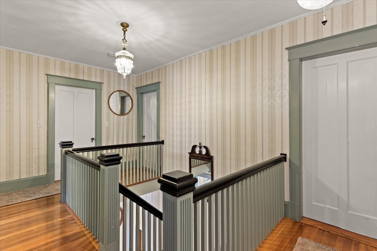 53 Ashland St Property Photo 28