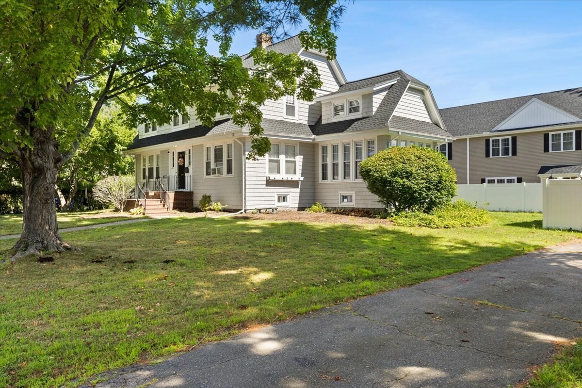 53 Ashland St Property Photo 39