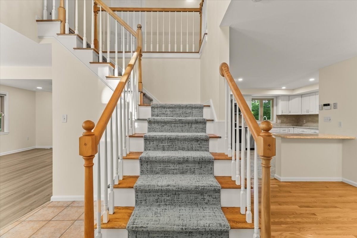 275 Plain Street Property Photo 18