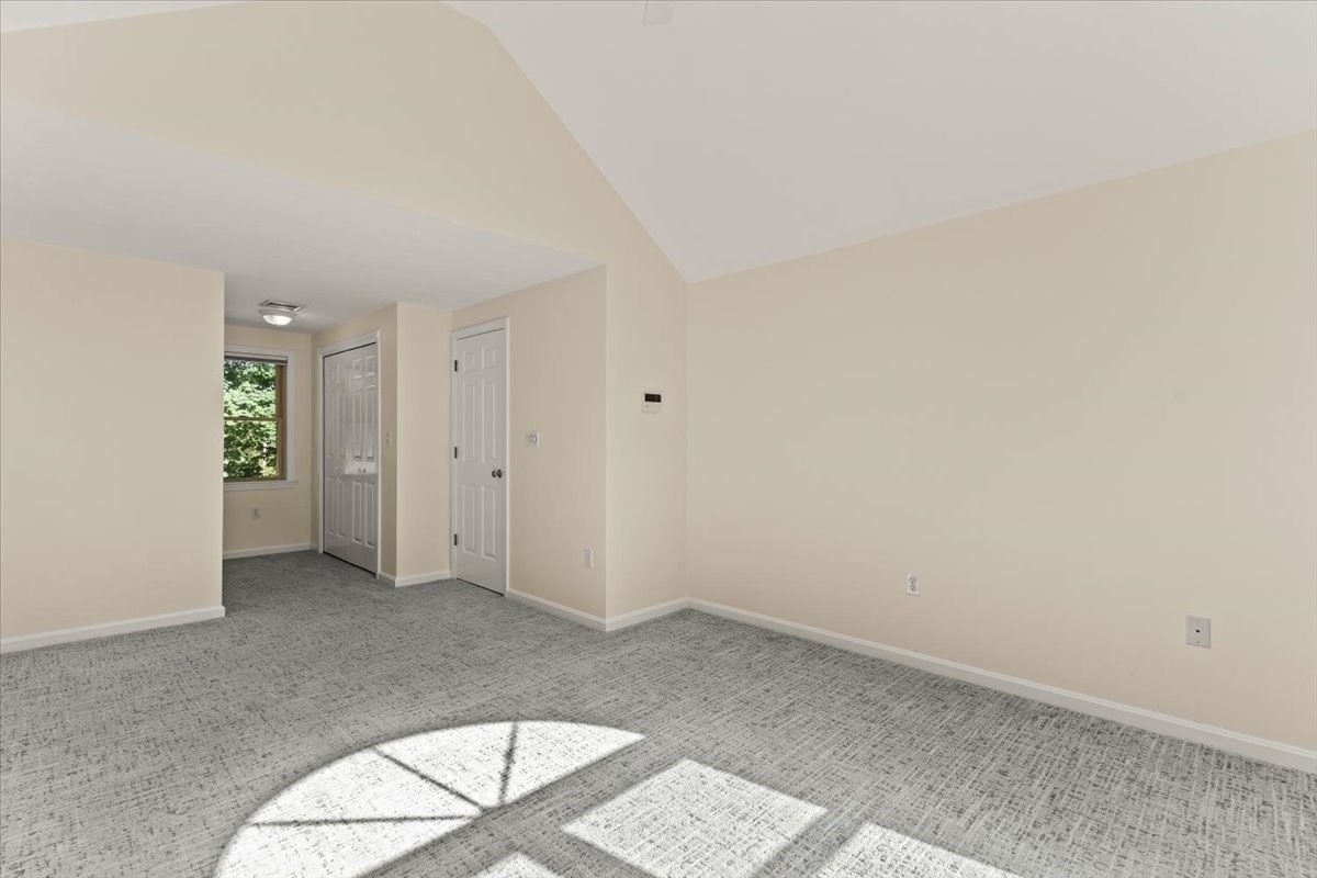 275 Plain Street Property Photo 33
