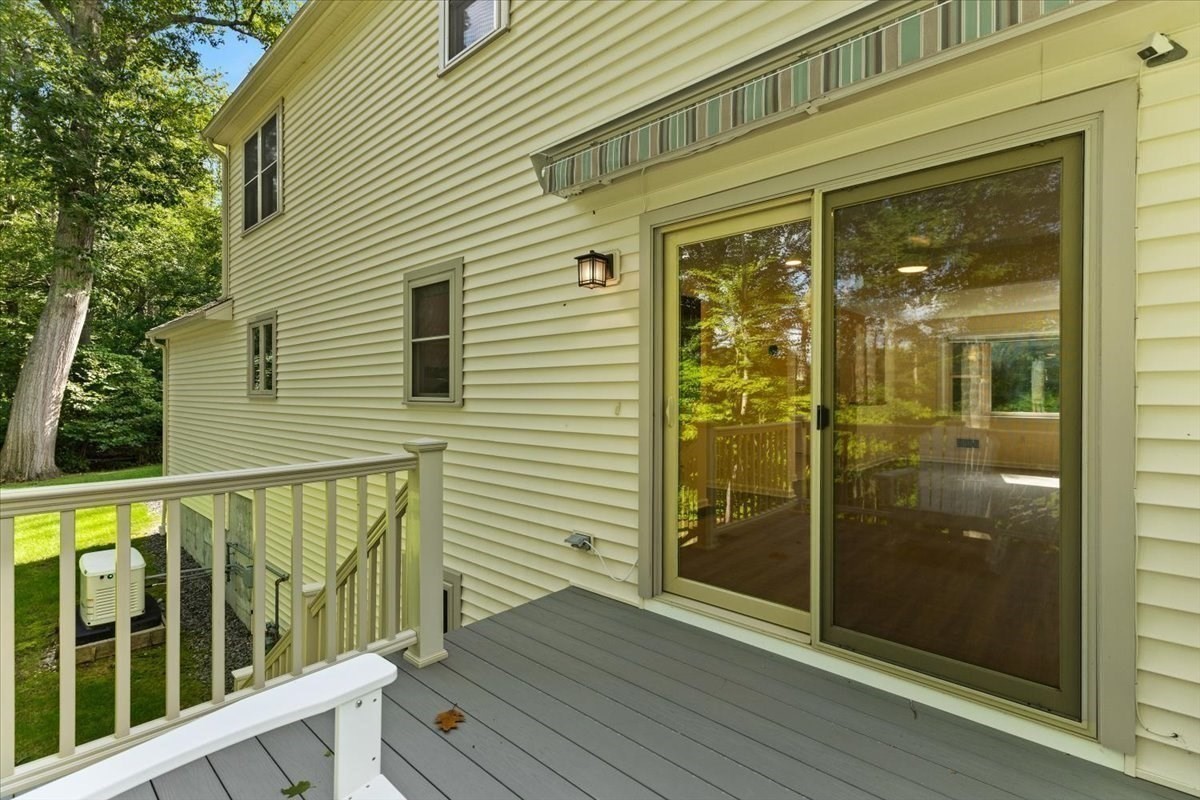 275 Plain Street Property Photo 41