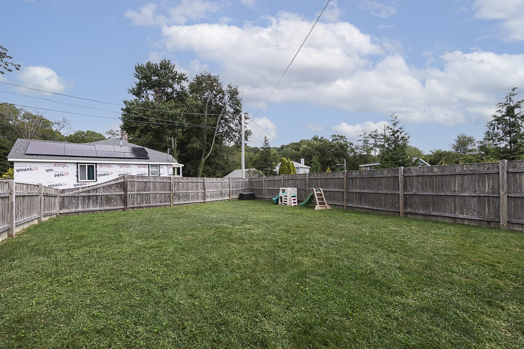 75 Perkins Ave Property Photo 25