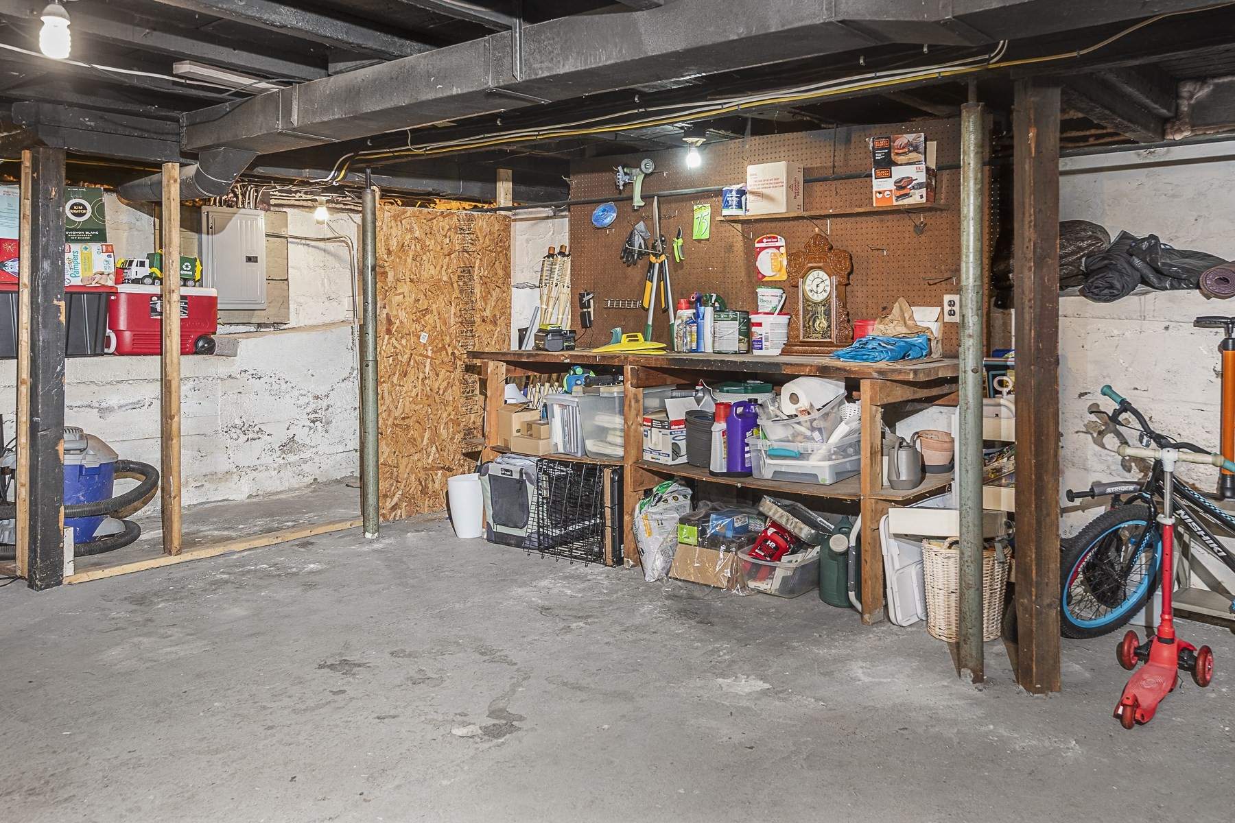 75 Perkins Ave Property Photo 31