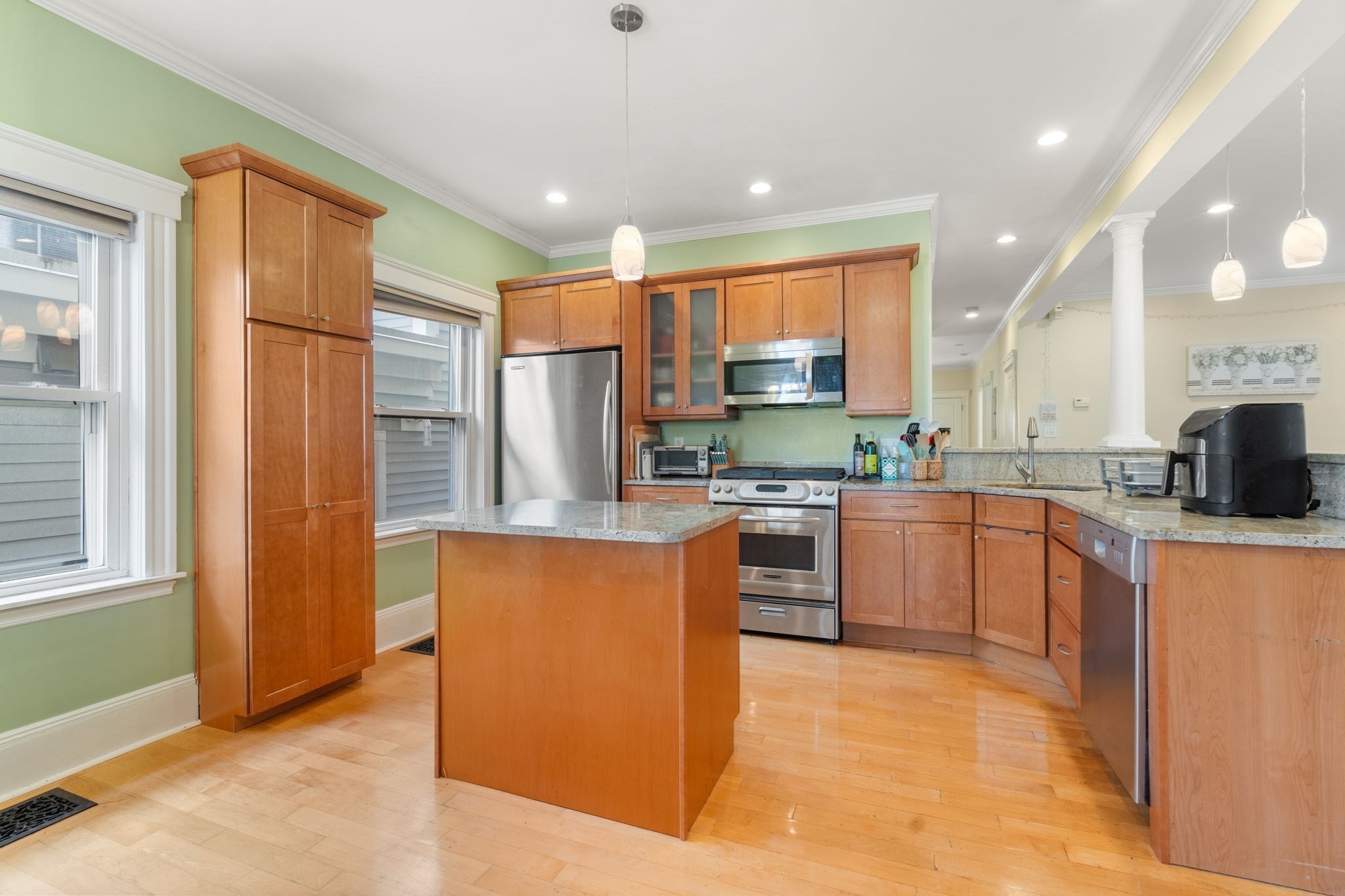 41 Farragut # 1 Property Photo 5