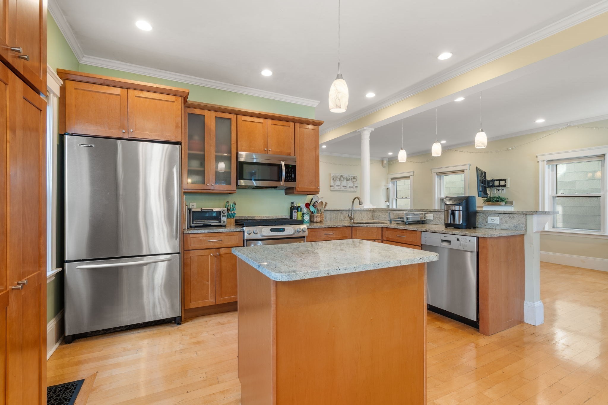 41 Farragut # 1 Property Photo 6