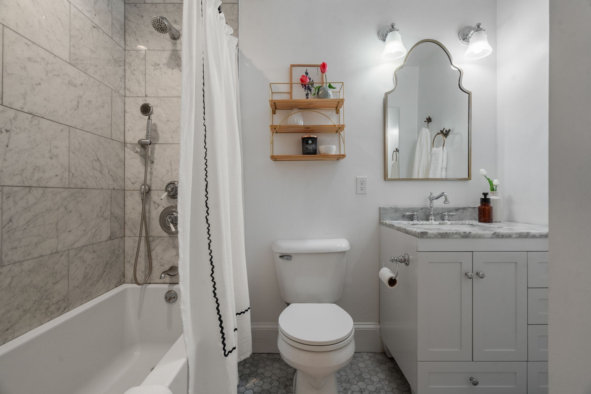 465 Washington St # 1 Property Photo 8