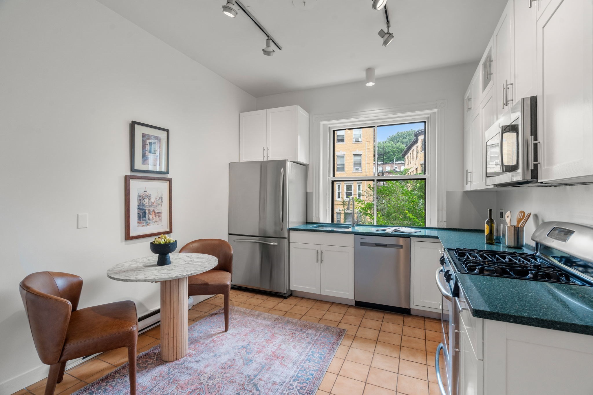 465 Washington St # 1 Property Photo 16