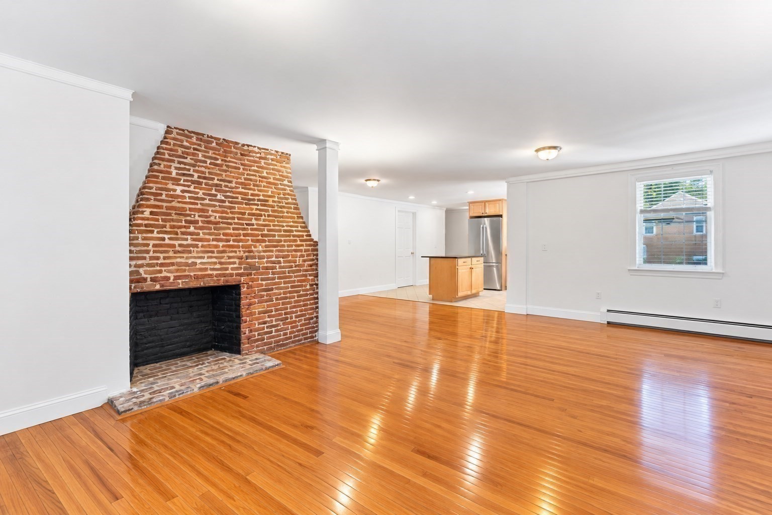 17 Bank St # D Property Photo 2