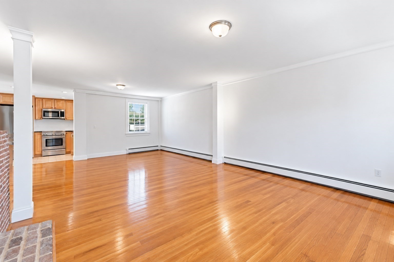 17 Bank St # D Property Photo 10