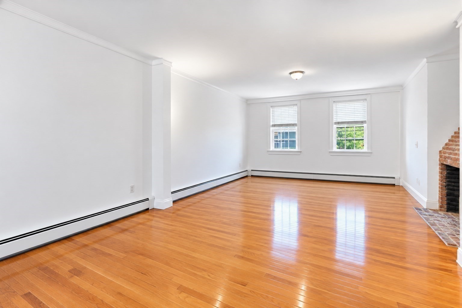 17 Bank St # D Property Photo 12