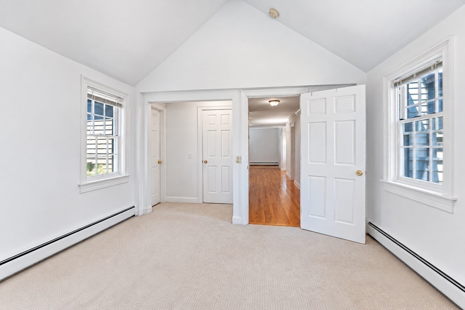 17 Bank St # D Property Photo 25