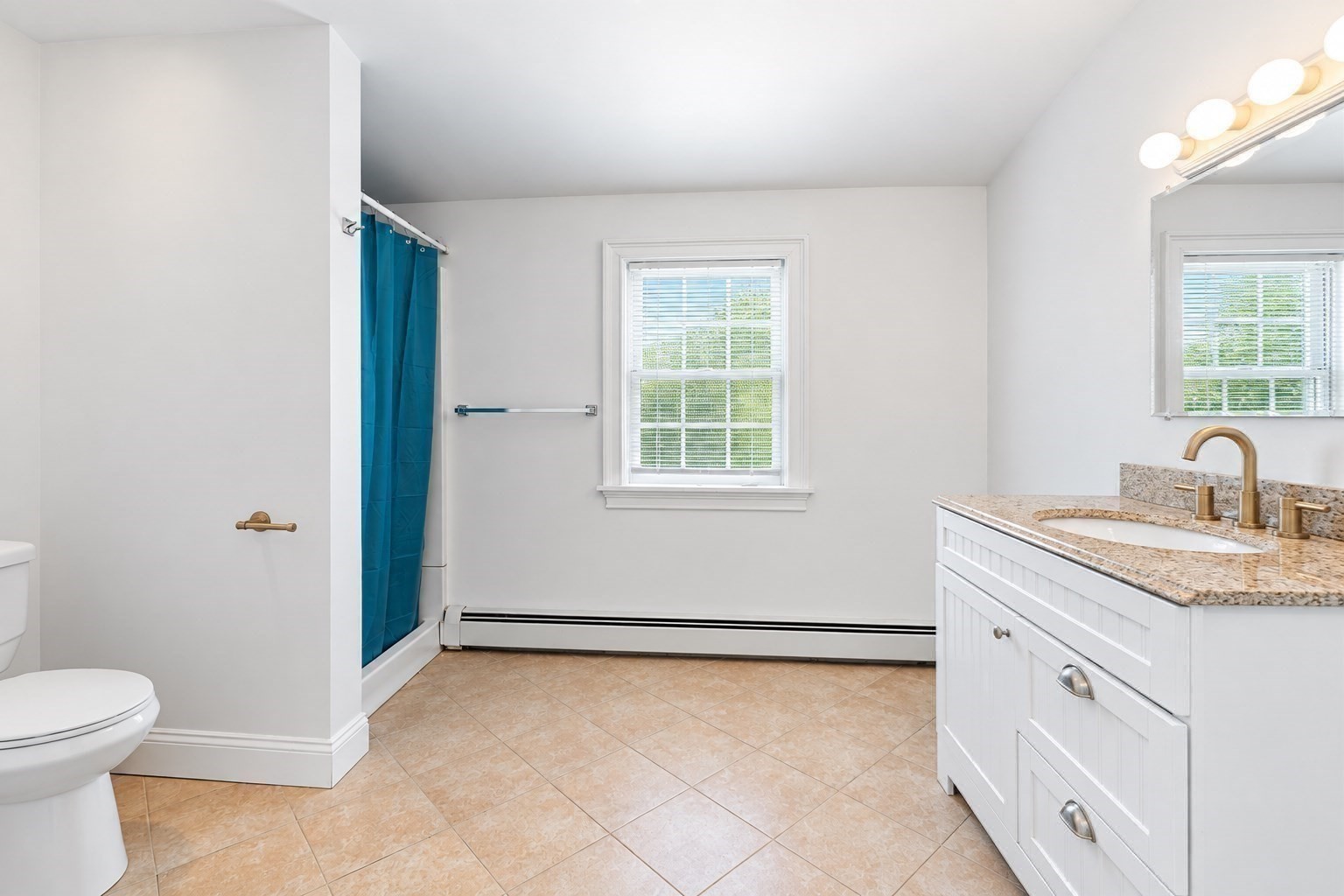 17 Bank St # D Property Photo 34