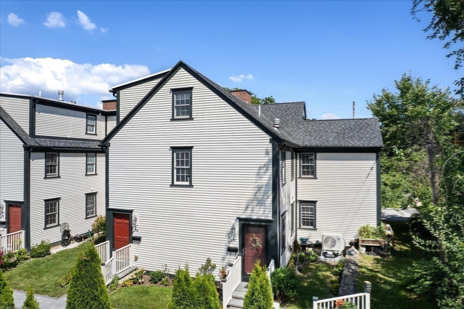 17 Bank St # D Property Photo 37