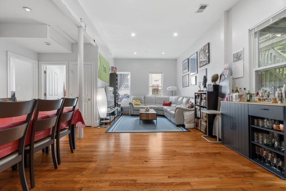 44 Mozart Street Property Photo 3