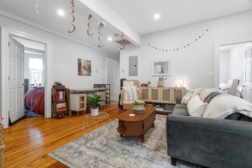 44 Mozart Street Property Photo 27