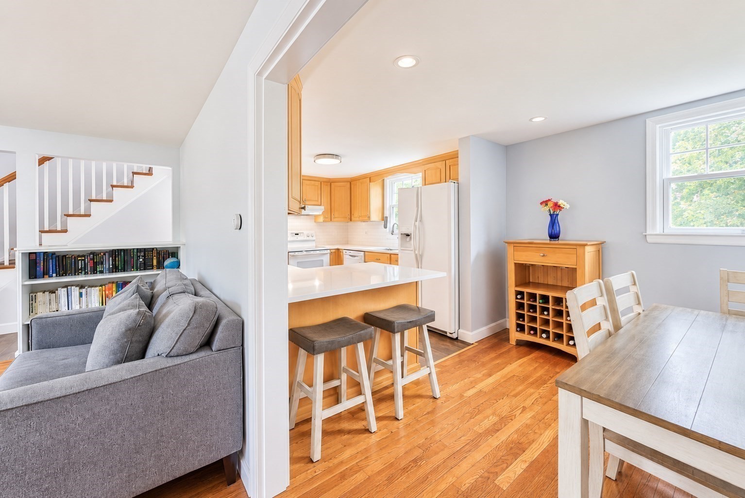 12 Summer Street Property Photo 5