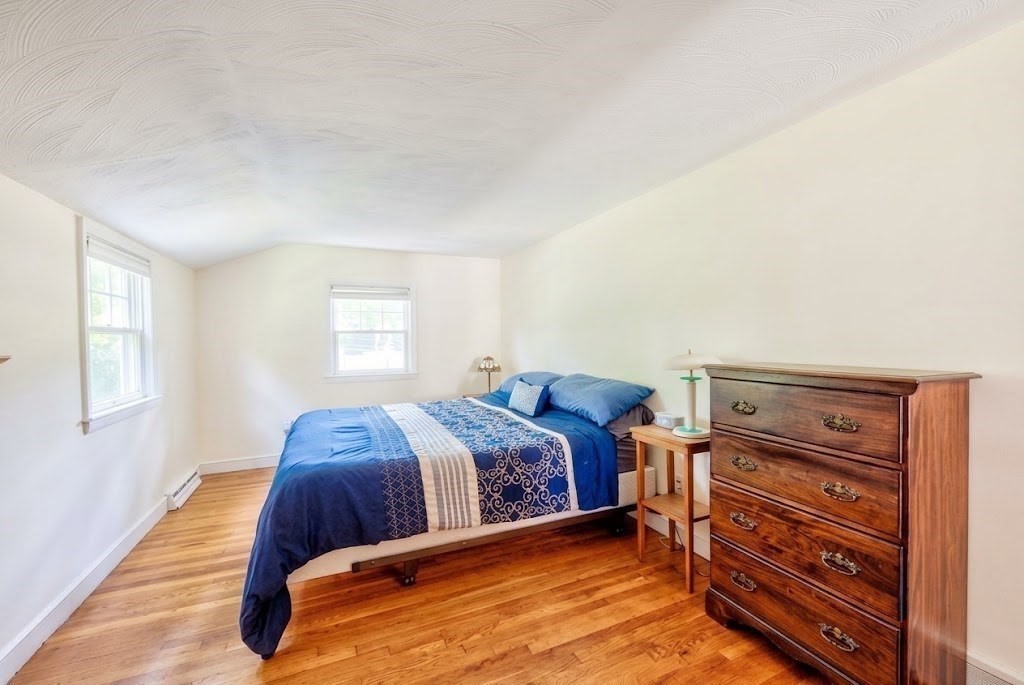 12 Summer Street Property Photo 17