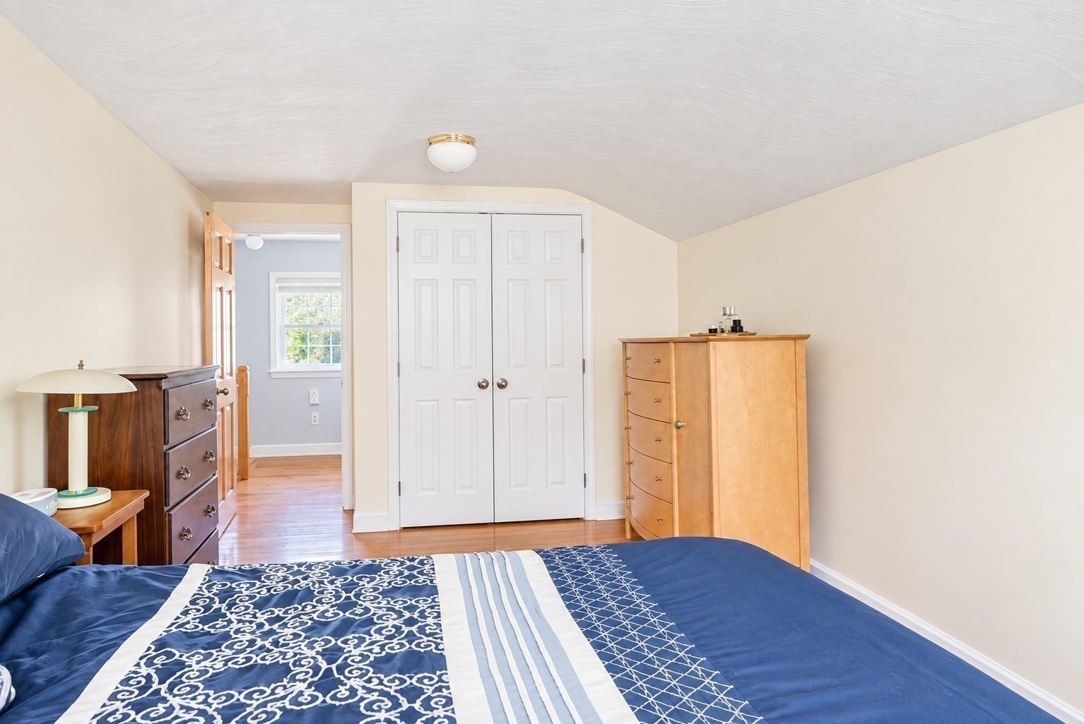 12 Summer Street Property Photo 18