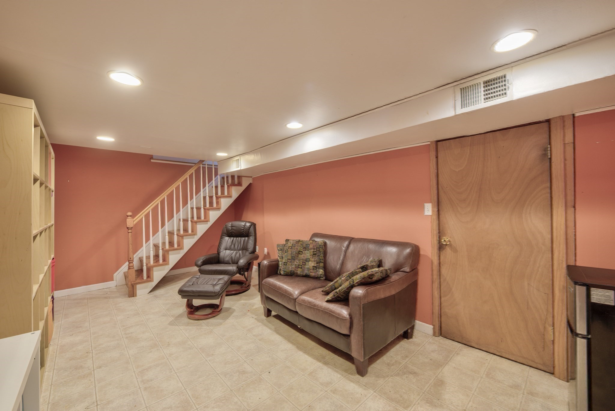 12 Summer Street Property Photo 23