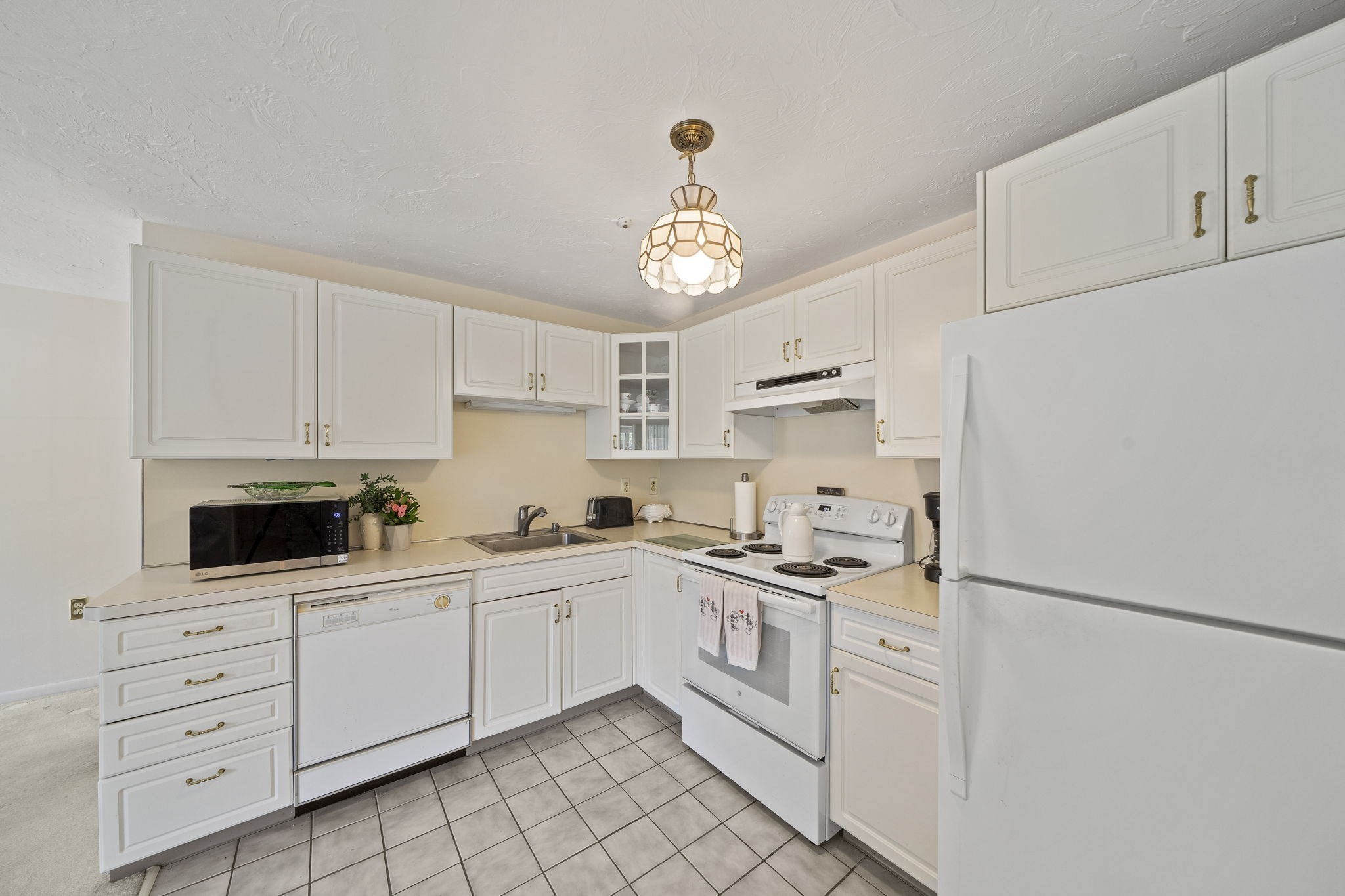 459 Willard Street # 202 Property Photo 5