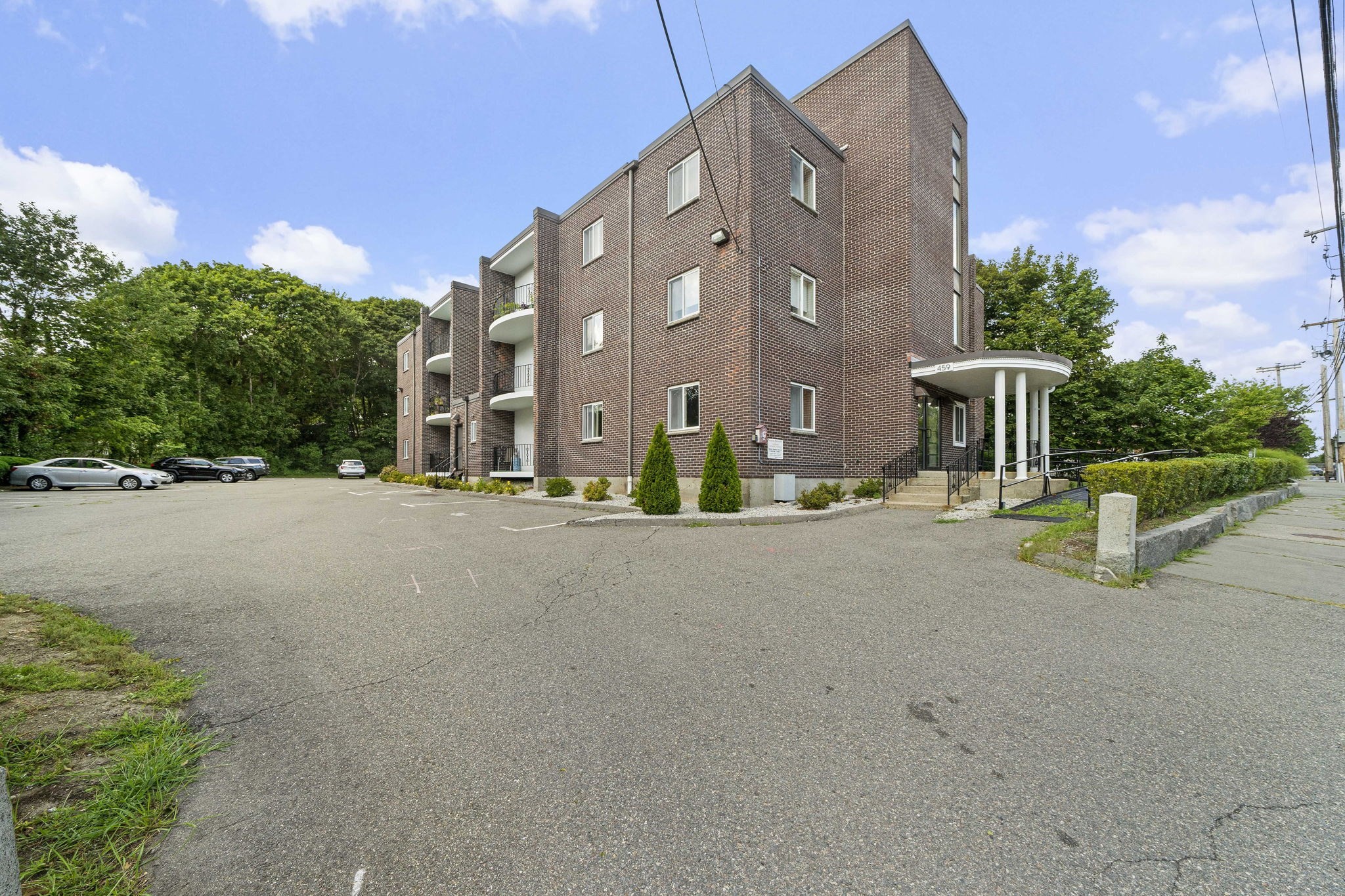 459 Willard Street # 202 Property Photo 16