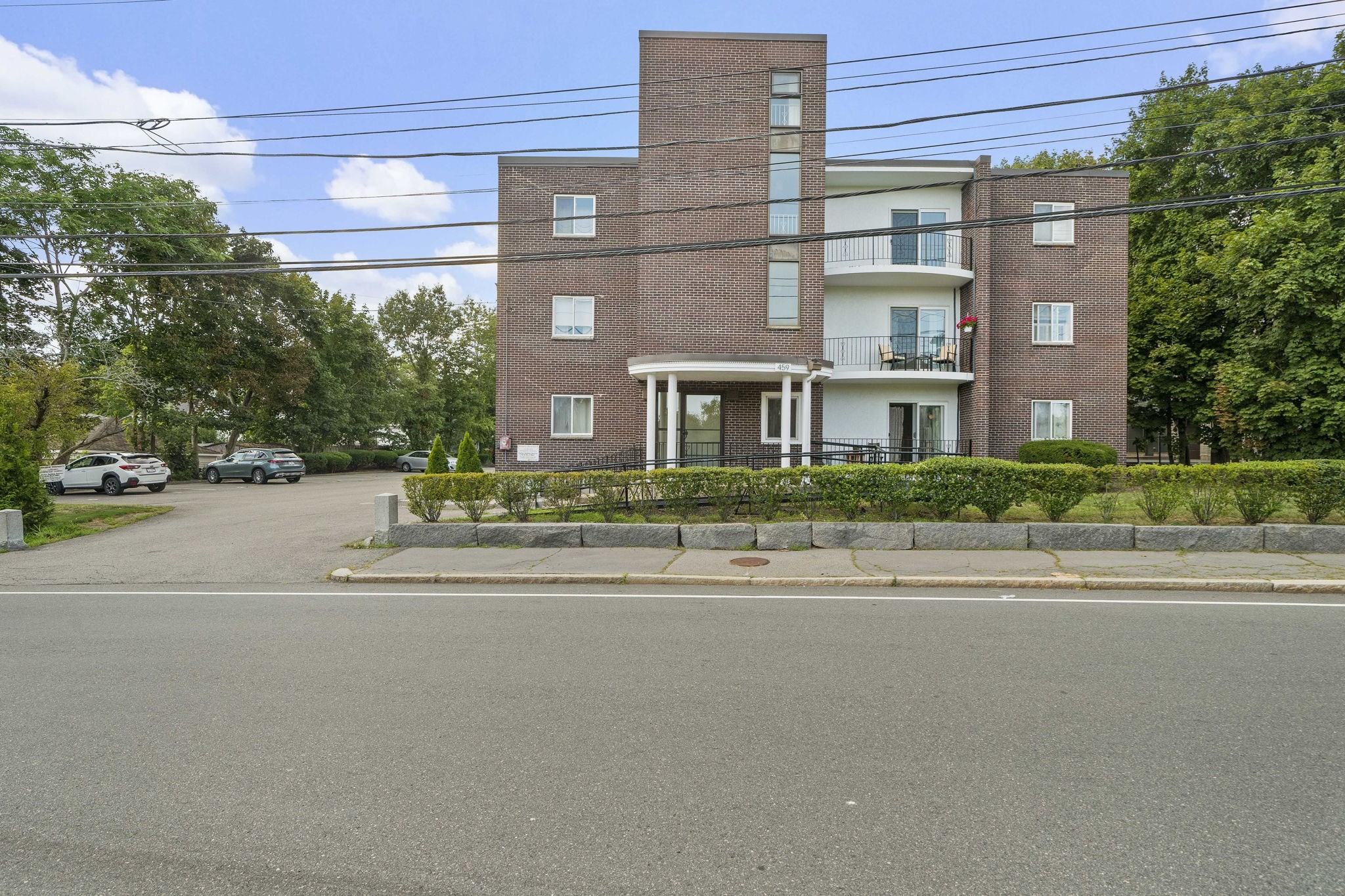 459 Willard Street # 202 Property Photo 17