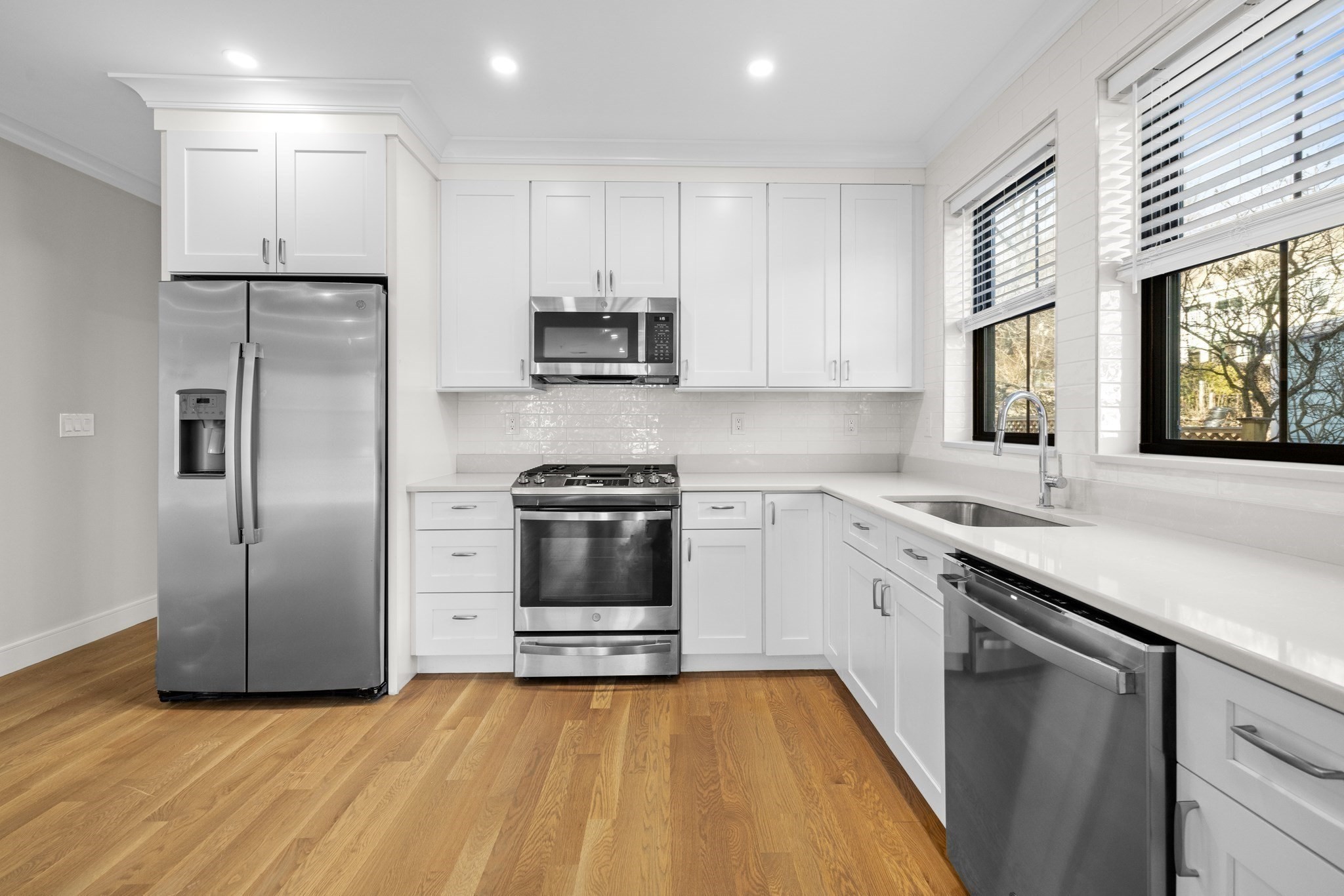 279 Lamartine St # 2 Property Photo 1