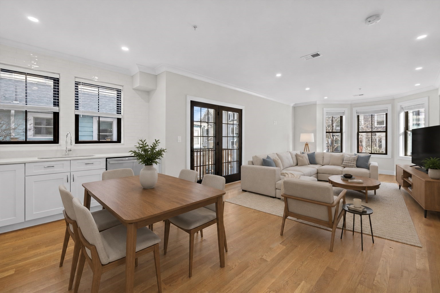 279 Lamartine St # 2 Property Photo 3