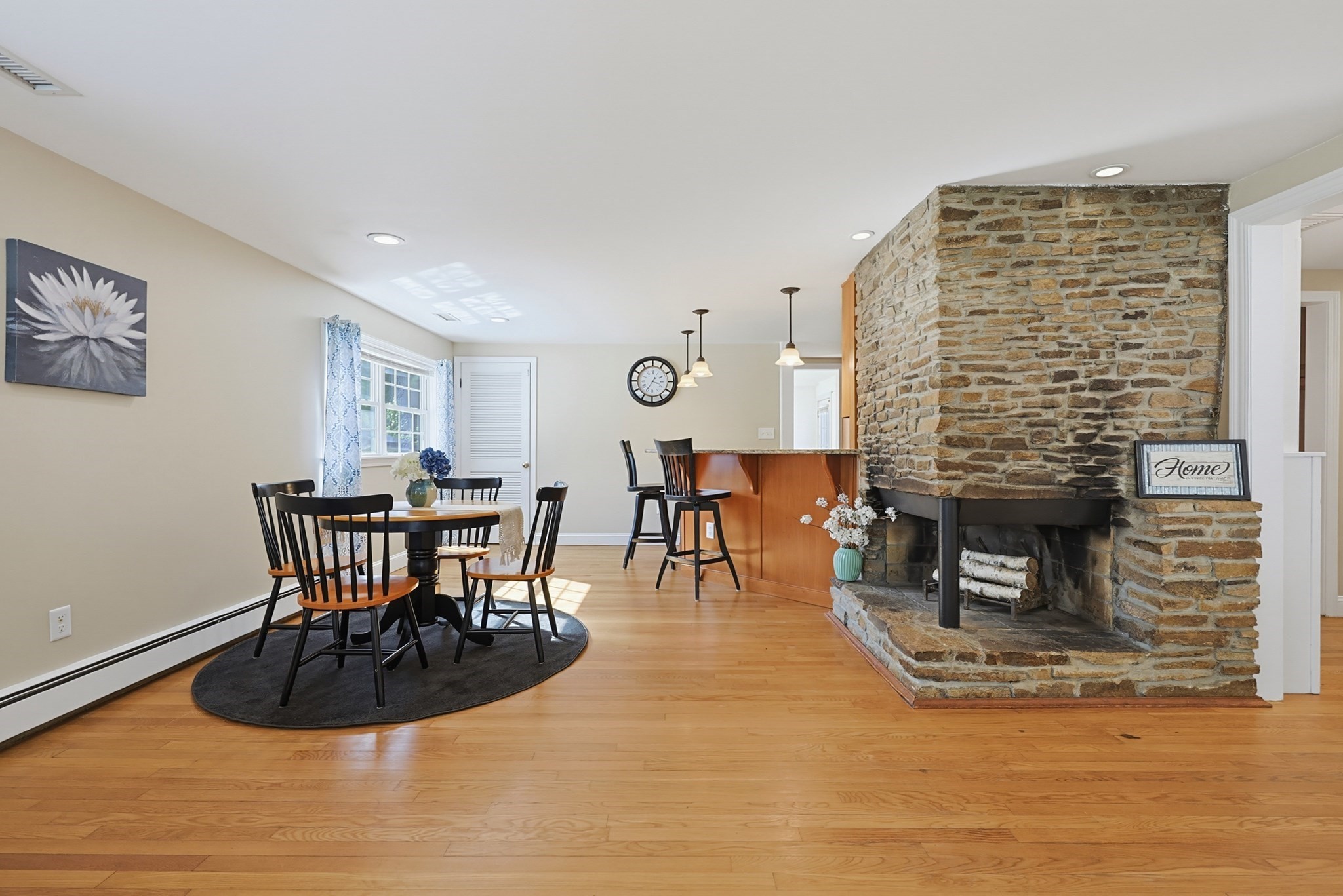 2 Malden St Property Photo 8