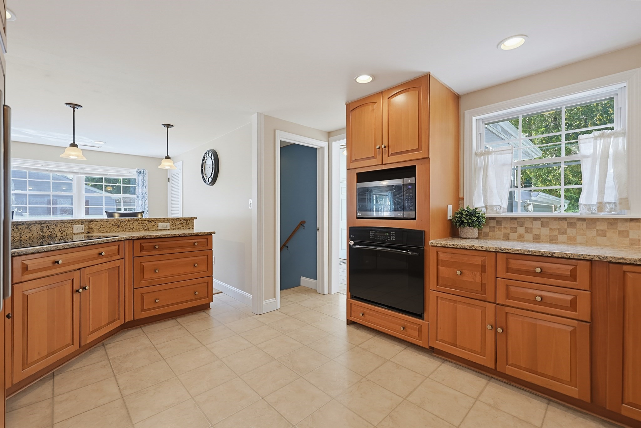 2 Malden St Property Photo 11
