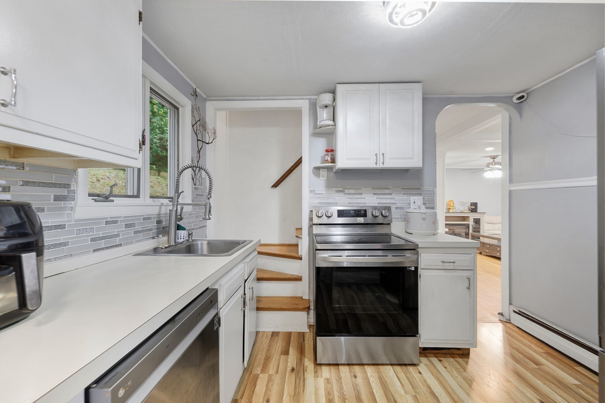 31 Endicott St. Property Photo 12