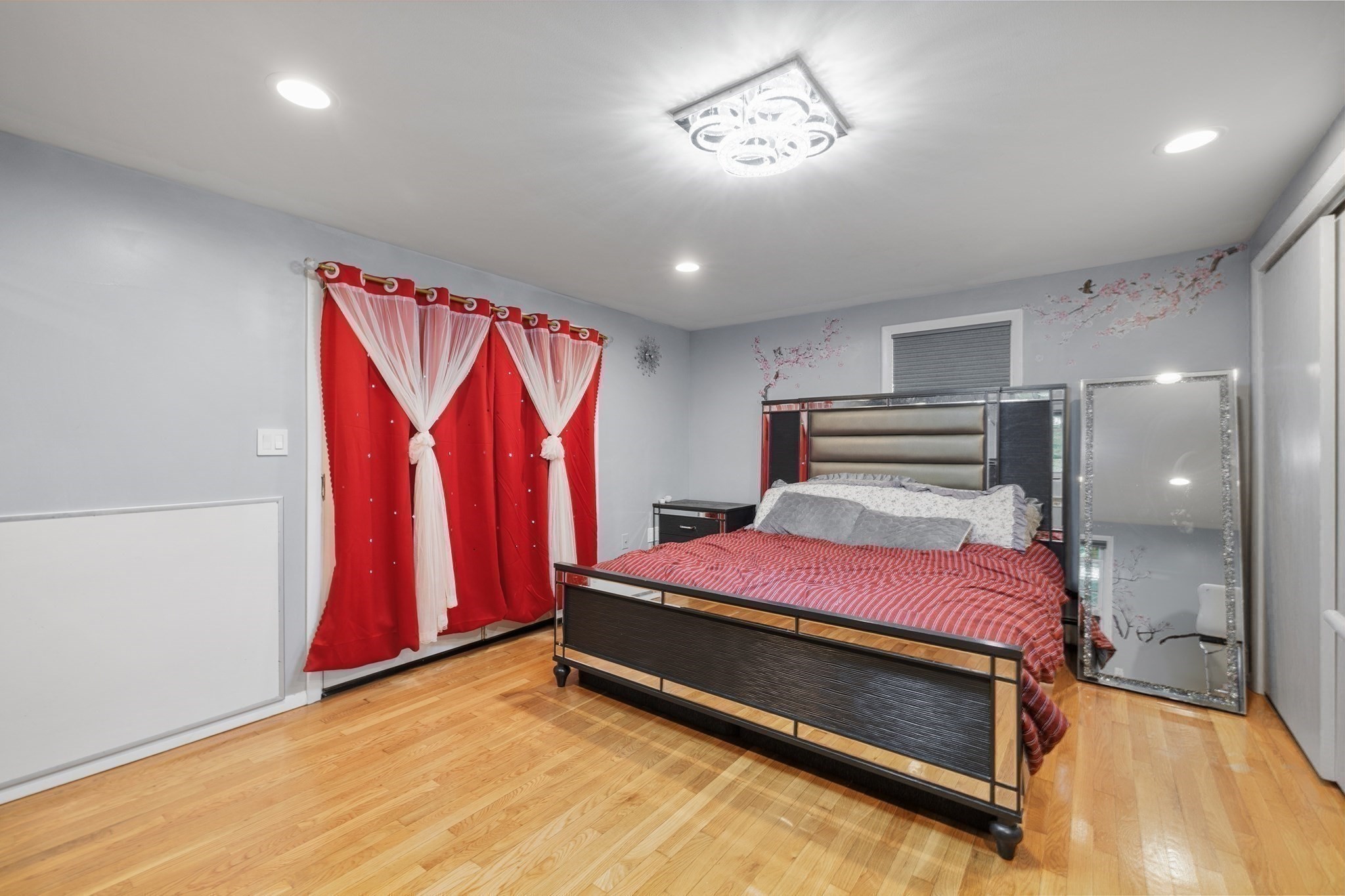 31 Endicott St. Property Photo 21