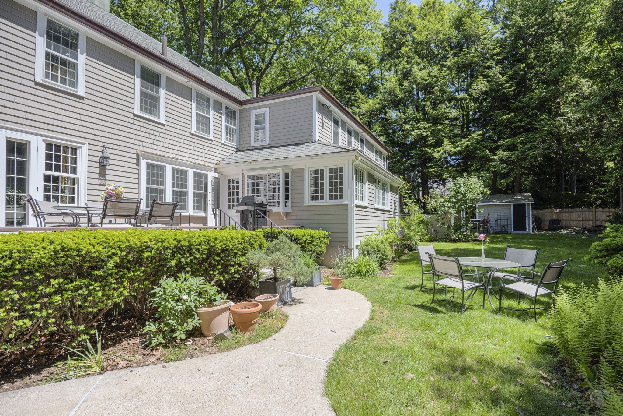 284 Woodland Road Property Photo 6