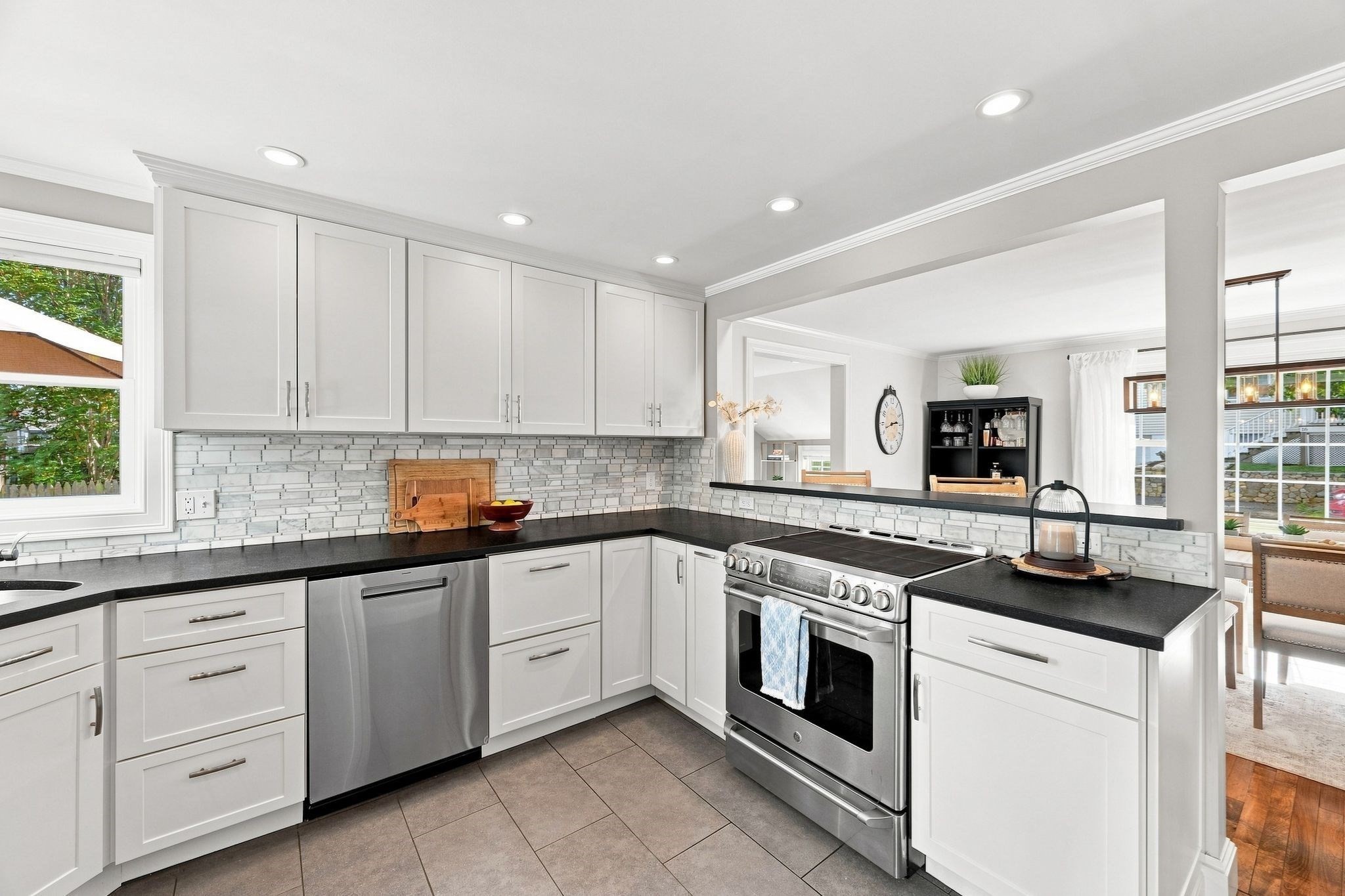 17 Greenwood Road Property Photo 5