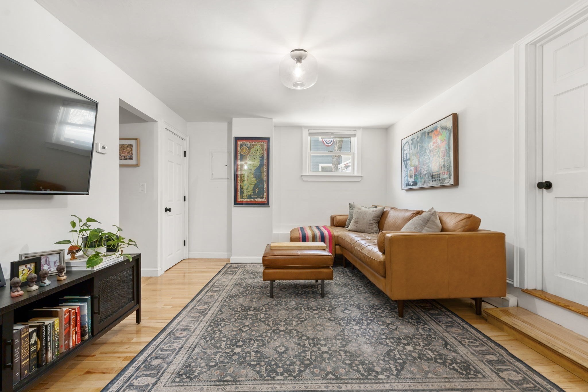 209 Bunker Hill St # 1 Property Photo 1
