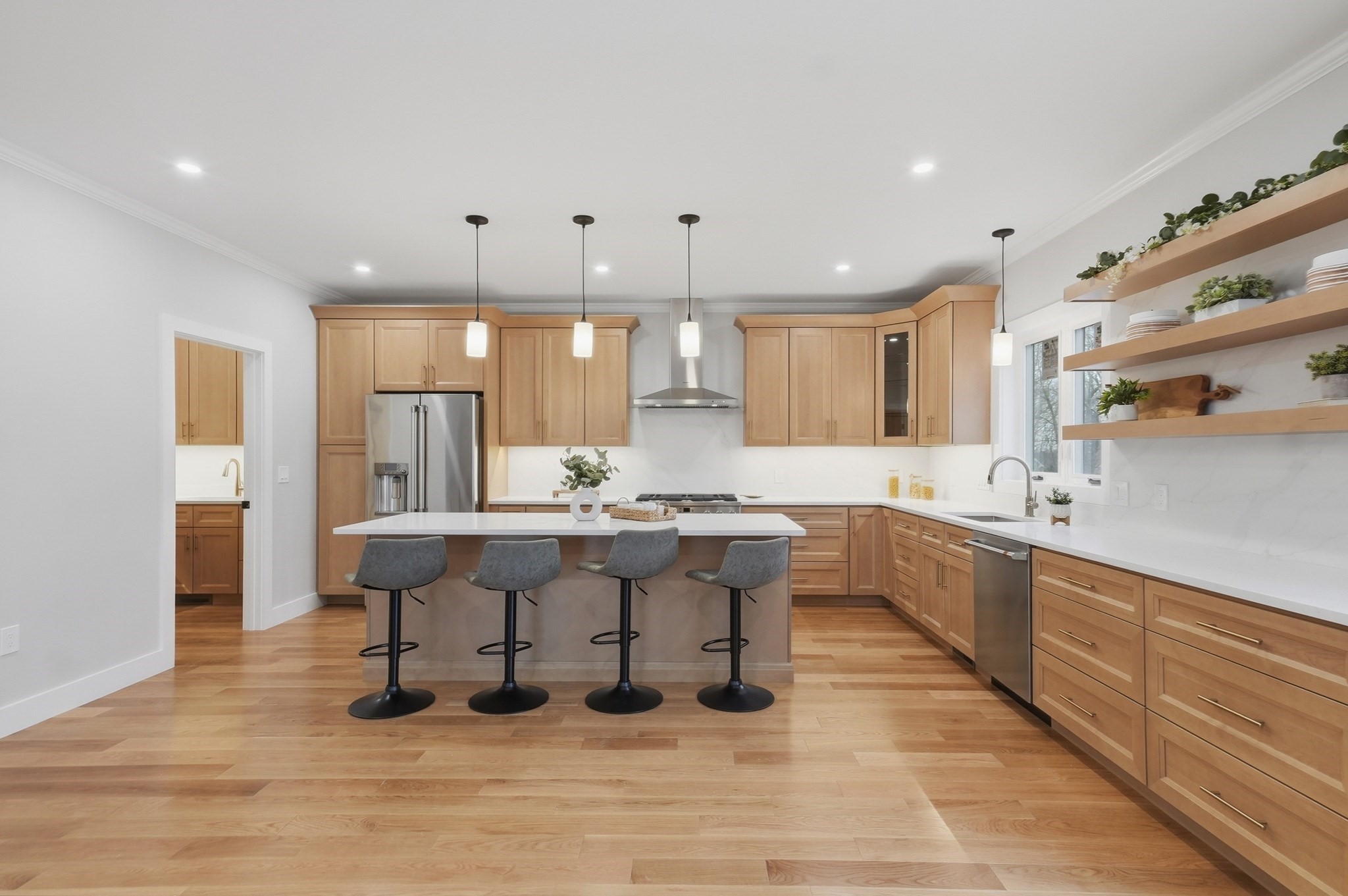 126 Green Street Property Photo 14