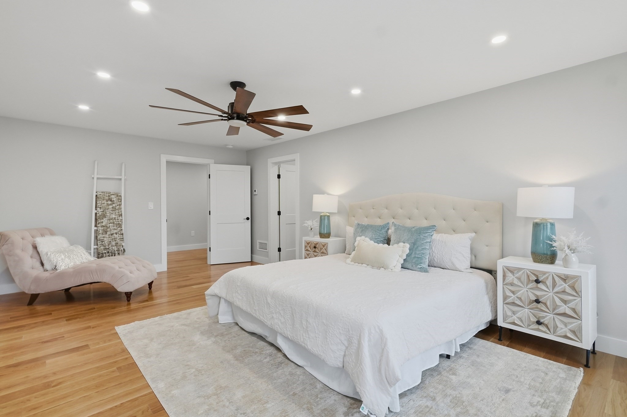 126 Green Street Property Photo 23